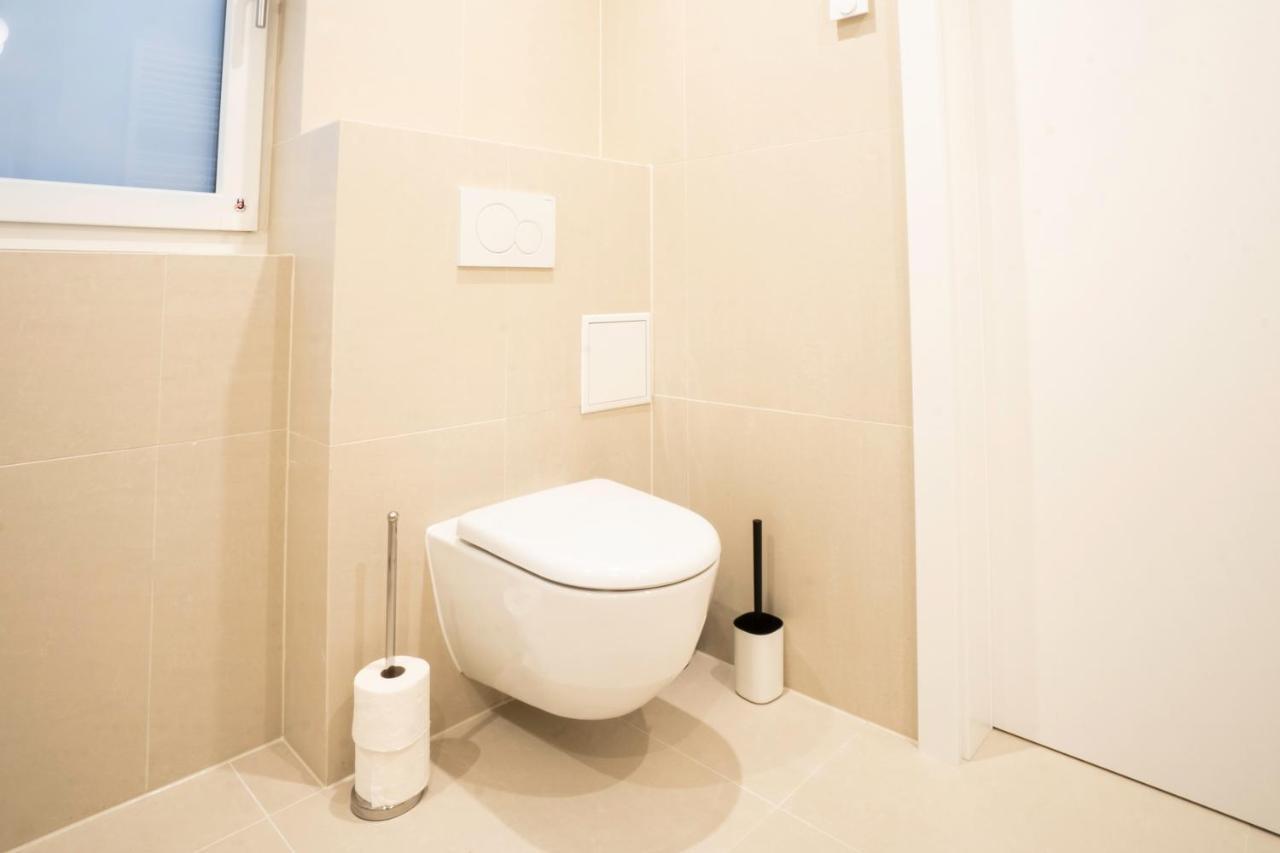 Orestaliving - Penthouse In 2Nd District With View Vienne Extérieur photo